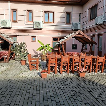 Malom Panzio Bed & Breakfast Kiskunfélegyháza Dış mekan fotoğraf